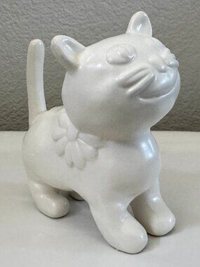 Genuine Jill Rosenwald by Magenta Art Pottery White Ceramic Cat Figurine